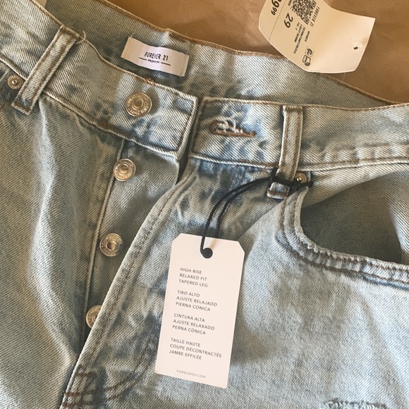 Button Fly Mom - Picture 2 of 4